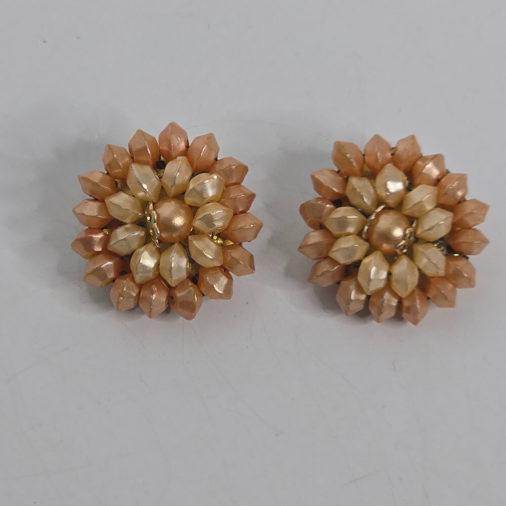 Vintage Flower Pearlescent Beaded Cluster Clip On Earrings Hong Kong‎ Jewelry